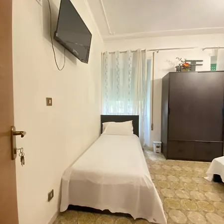 Venicenight 25 Apartman *